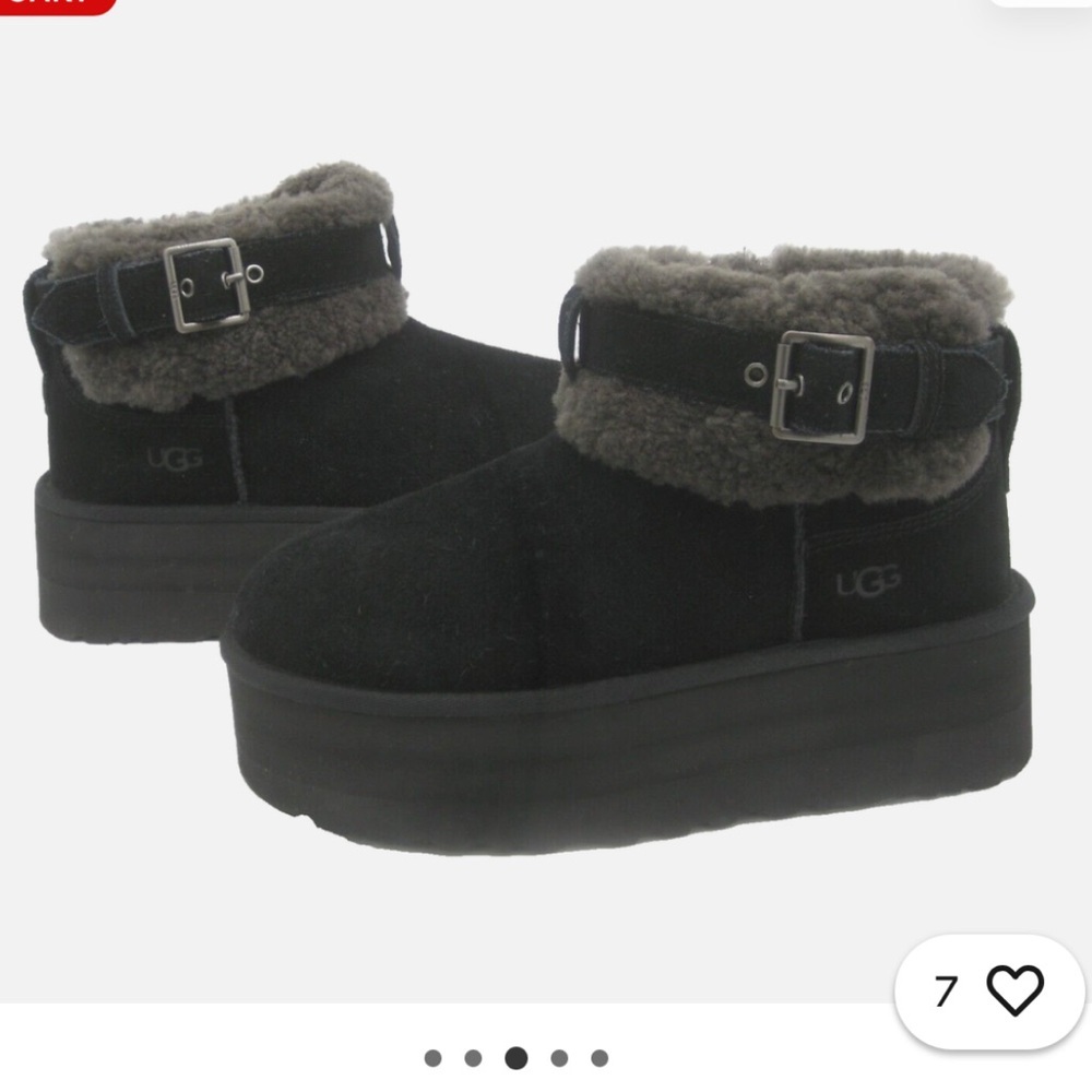 UGG women’s Size 6 Platform Boots Black and Grey Buckle fur
